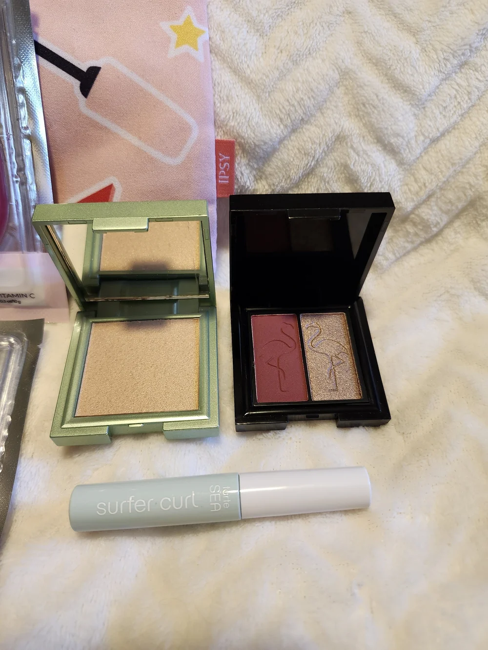 Beauty 8 Pack Skincare Set in Pink – Clinique, Marc Jacobs & More